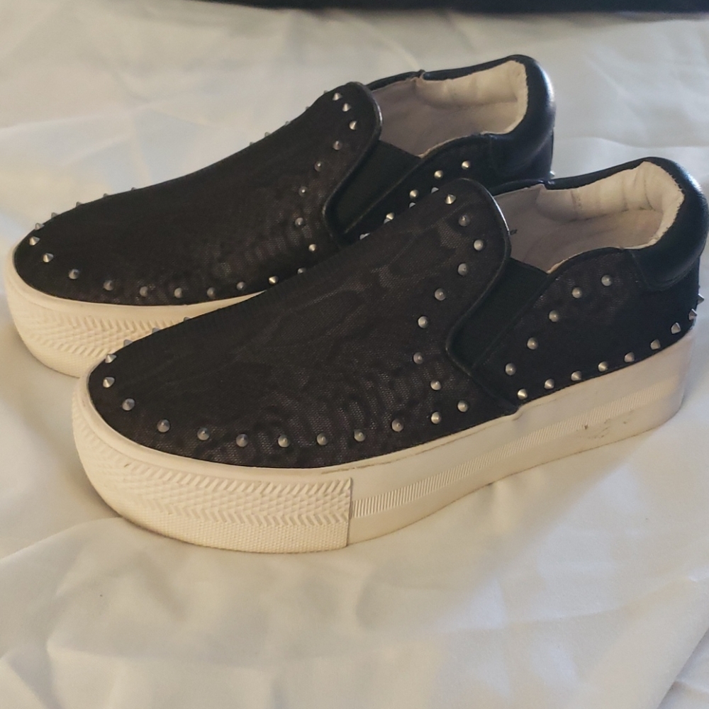 Ash shoes